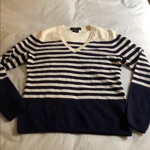 BNWOT Lord & Taylor Cashmere Sweater